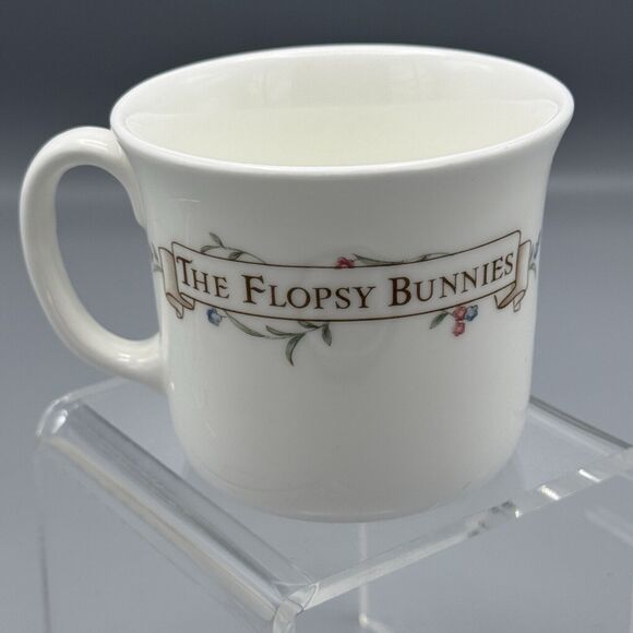 Beatrix Potter The Flopsy Bunnies Mug Cup Royal Albert English Bone China 1986 - Picture 4 of 8